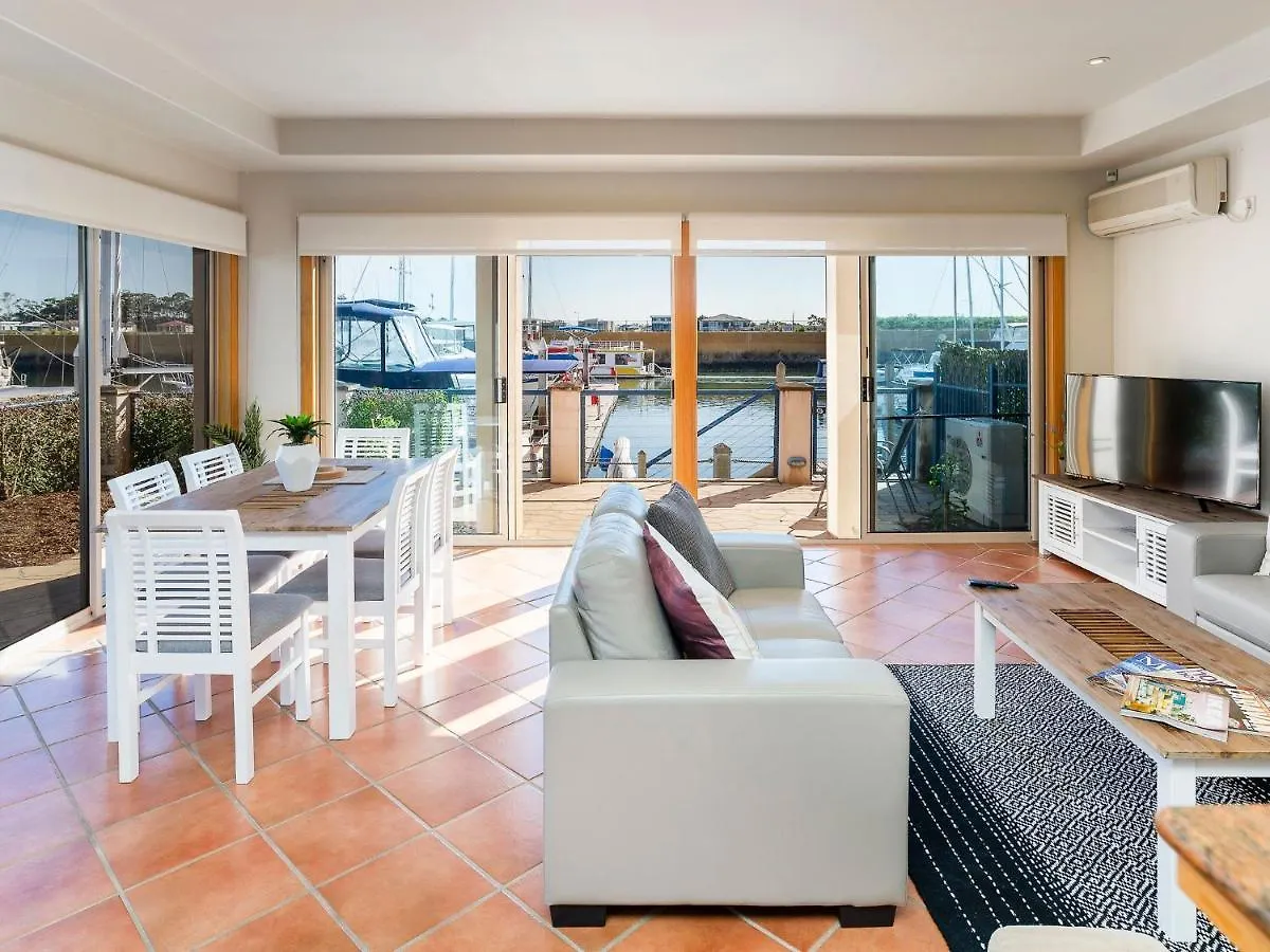 Stunning 3 Bedroom Villa At Hope Harbour Marinaの連絡先
