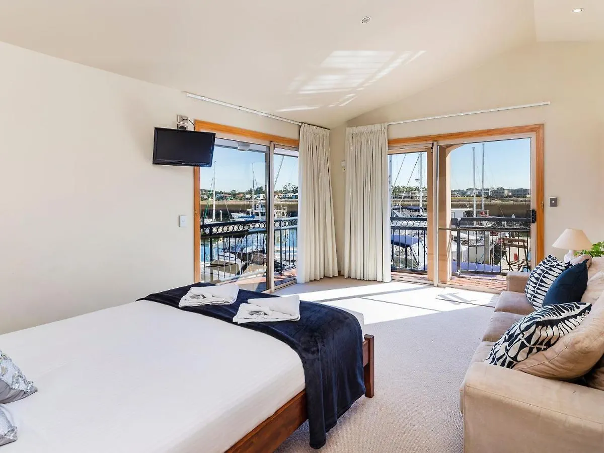 Stunning 3 Bedroom Villa At Hope Harbour Marinaゴールドコースト オーストラリア