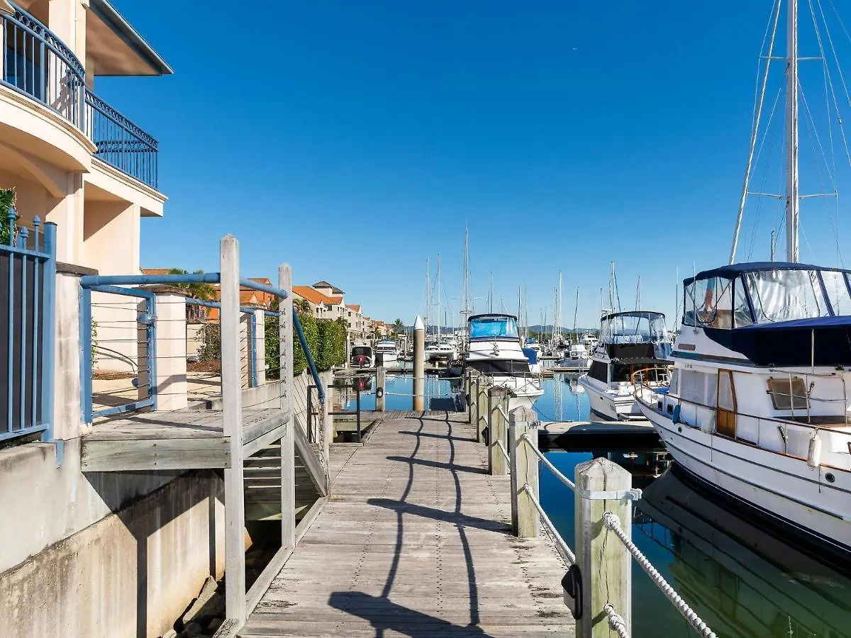 Stunning 3 Bedroom Villa At Hope Harbour Marinaゴールドコースト 0*,